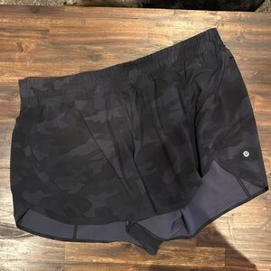 Lululemon Track That Short 5"